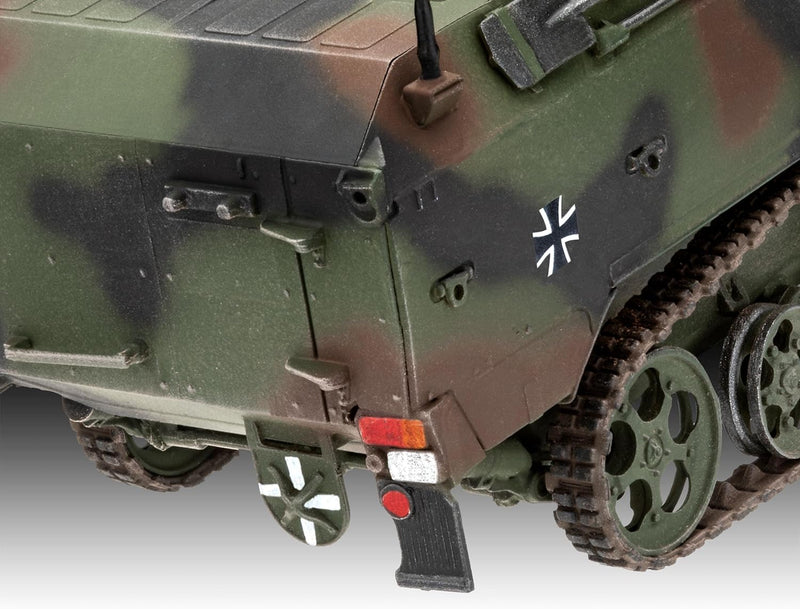 REVELL 63336 Wiesel 2 LeFlaSys BF/UF 1:35 Scale Model Set - Image 6