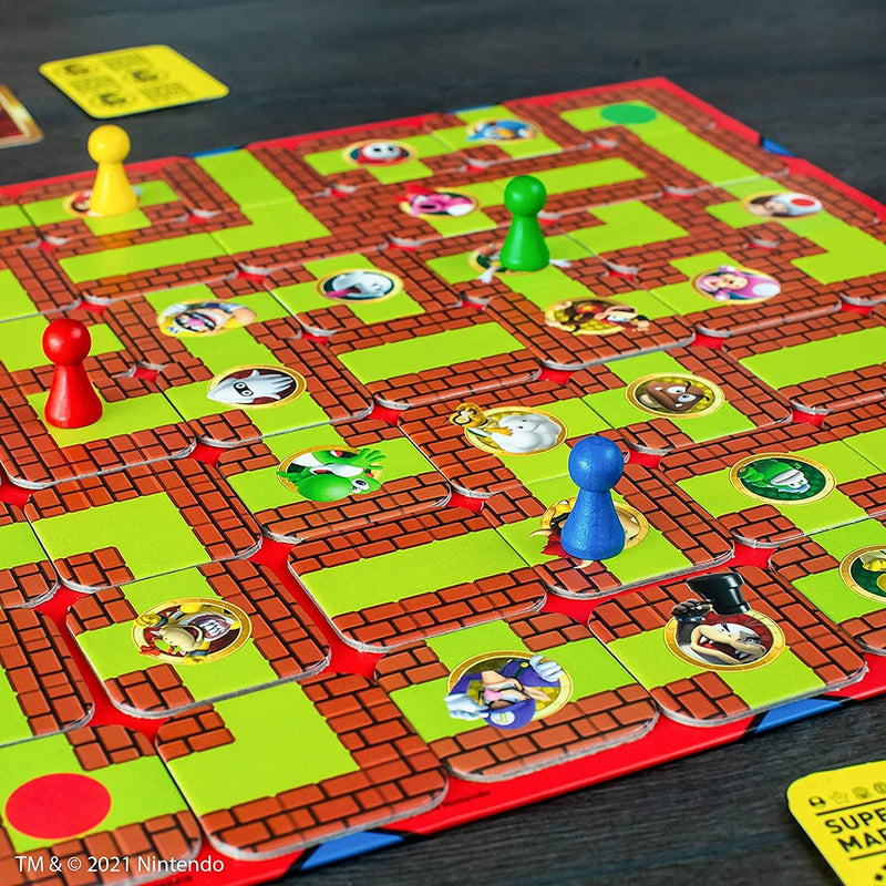Ravensburger Labyrinth - Super Mario Brothers, close-up detail