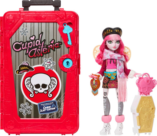 Monster High Skulltimate Secrets Cabin Eek-Scape Clawdeen Doll