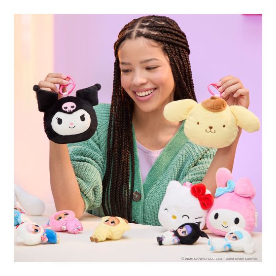 L.O.L Surprise Loves Reversible Plush Keychains