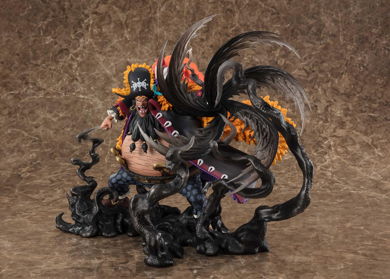 One Piece FiguartsZERO Extra Battle Marshall D. Teach Kurouz, side angle