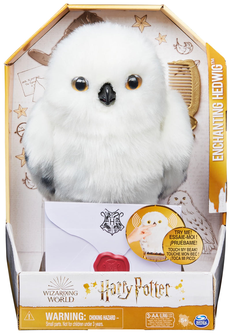 Wizarding World Harry Potter Enchanting Hedwig Owl, close-up detail