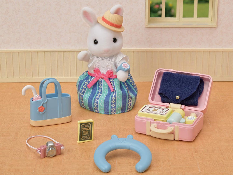 Sylvanian Families Weekend Travel Set Snow Rabbit Mother - Image 5