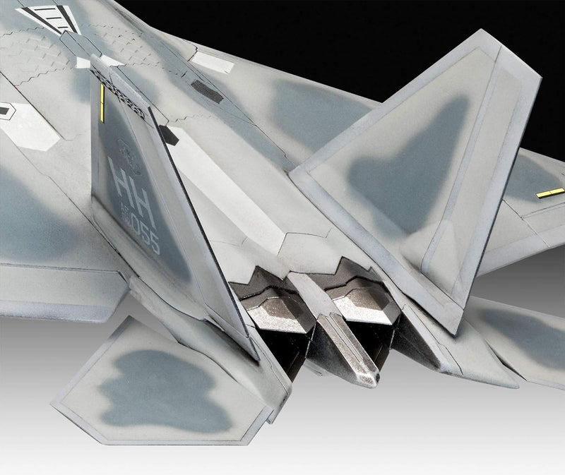REVELL 03858 Lockheed Martin F 22A Raptor 1:72 Scale Model Plane - Image 4