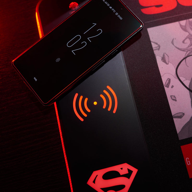 DC Comics Superman Mousepad Mobile Charger Officially Licens, in display
