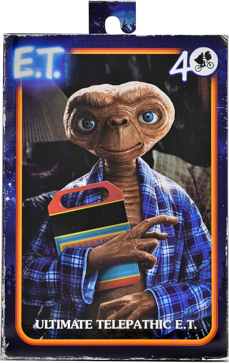 E.T. 40th Anniversary Telepathic E.T. Ultimate 7" Scale Action Figure (view 3)