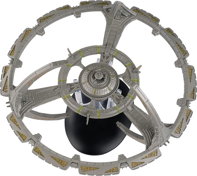 Deep Space Nine XL EDITION Model Diecast Ship SIGNATURE SERIES DS9 (Eaglemoss / Star Trek), packaging shot