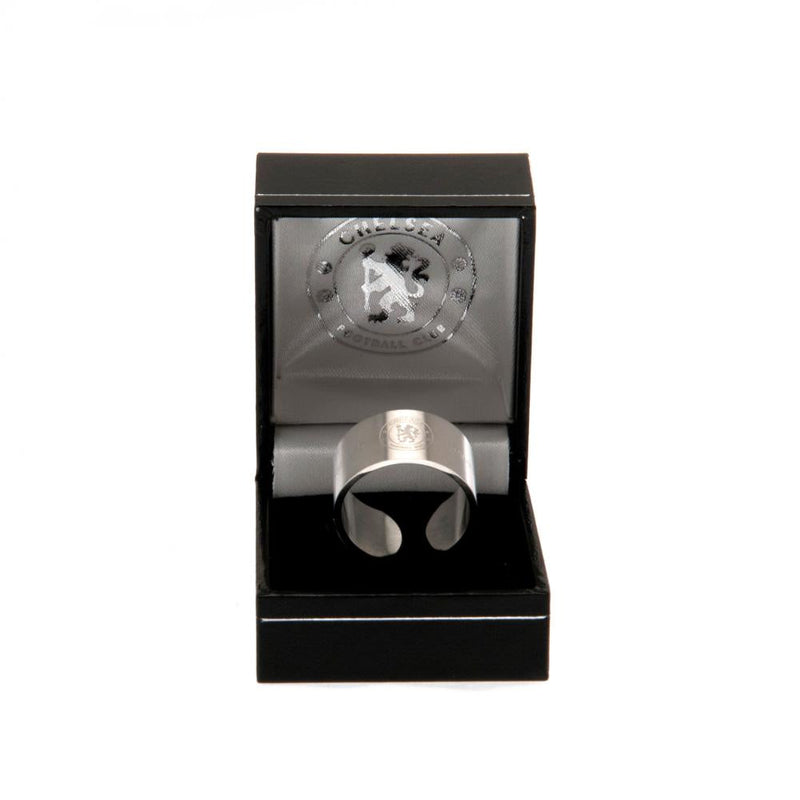 Chelsea FC Bangle Ring Small, close-up detail
