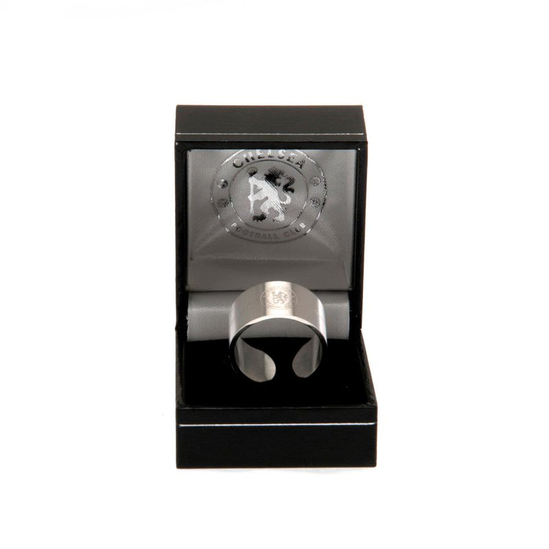 Chelsea FC Bangle Ring Medium, close-up detail