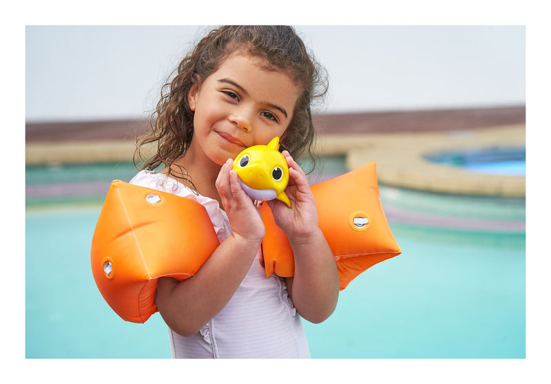 Robo Alive Junior Baby Shark Swimming Series 1 Assortment - Image