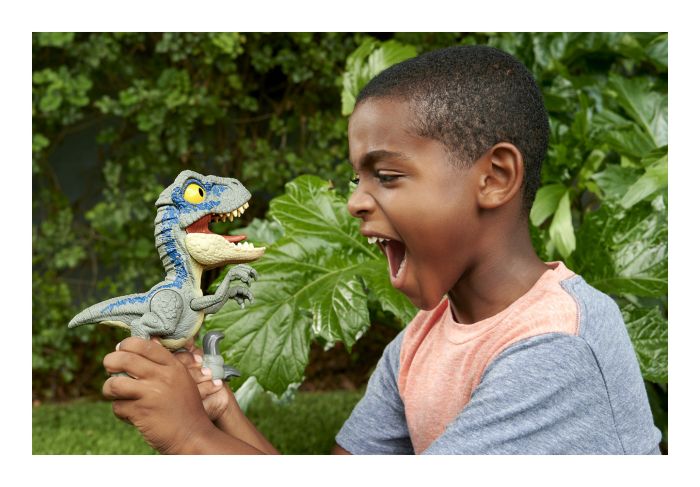 Jurassic World Blue Mega Roar Velociraptor Figure
