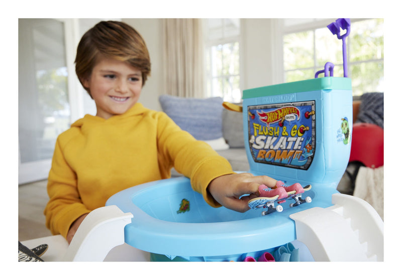 Hot Wheels Flushin' Skate Bowl