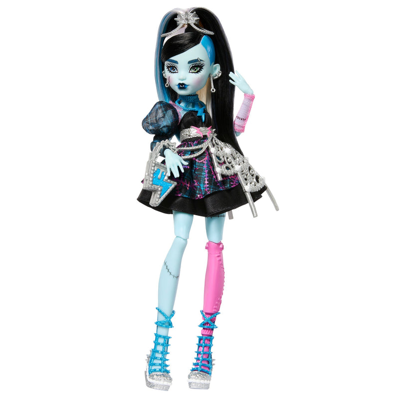 Monster High Scary Sweet Birthday Frankie, close-up detail