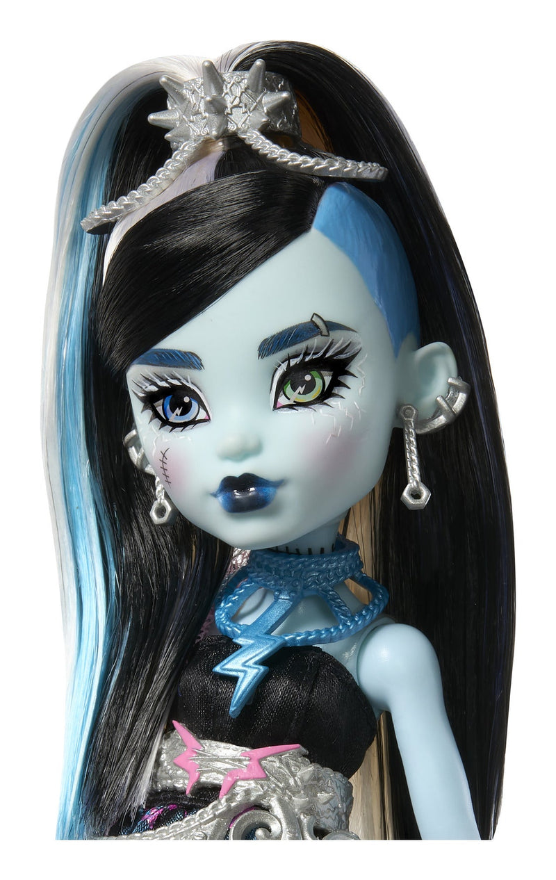 Monster High Scary Sweet Birthday Frankie, rear view