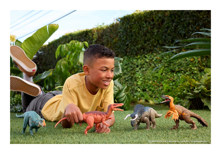 Jurassic World Saga Aucasaurus 13" Scale Action Figure with Wild Roar