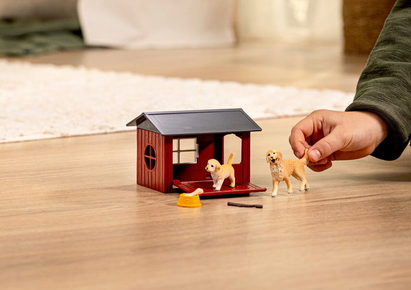 Schleich - Dog Kennel with Golden Retrievers