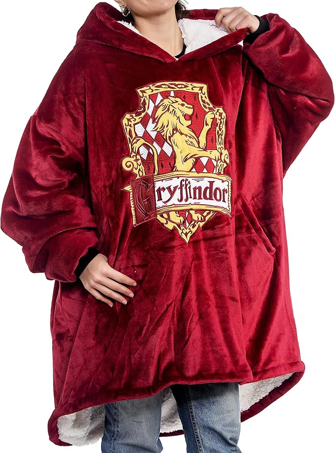 Harry Potter: Gryffindor Oversized Hoodie Blanket