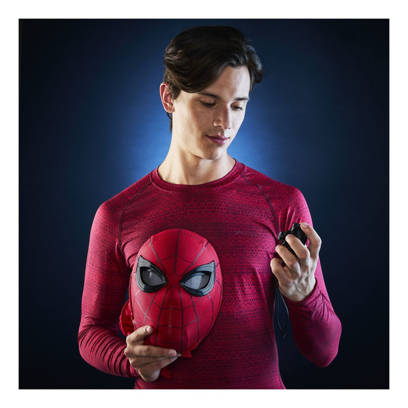 Marvel Legends Series Spider-Man Electronic Expressive Mask - Image
