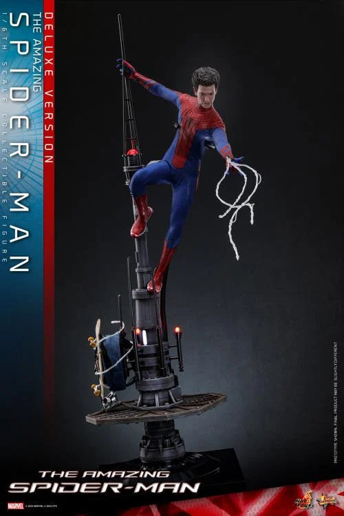 Hot Toys The Amazing Spider-Man Spider-Man Deluxe 1/6th Scale Figure