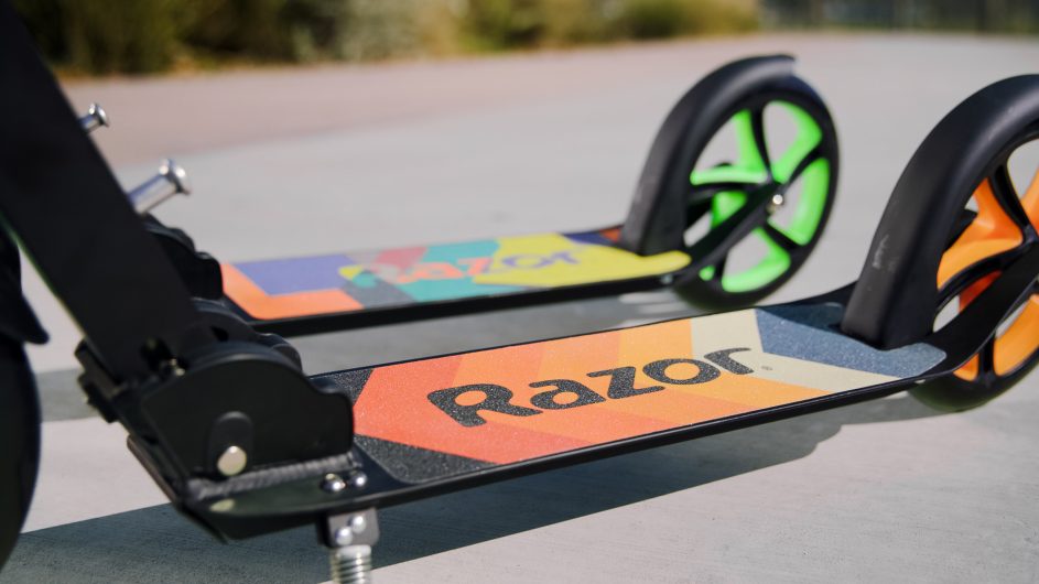 Razor A5 Lux Lighted Green