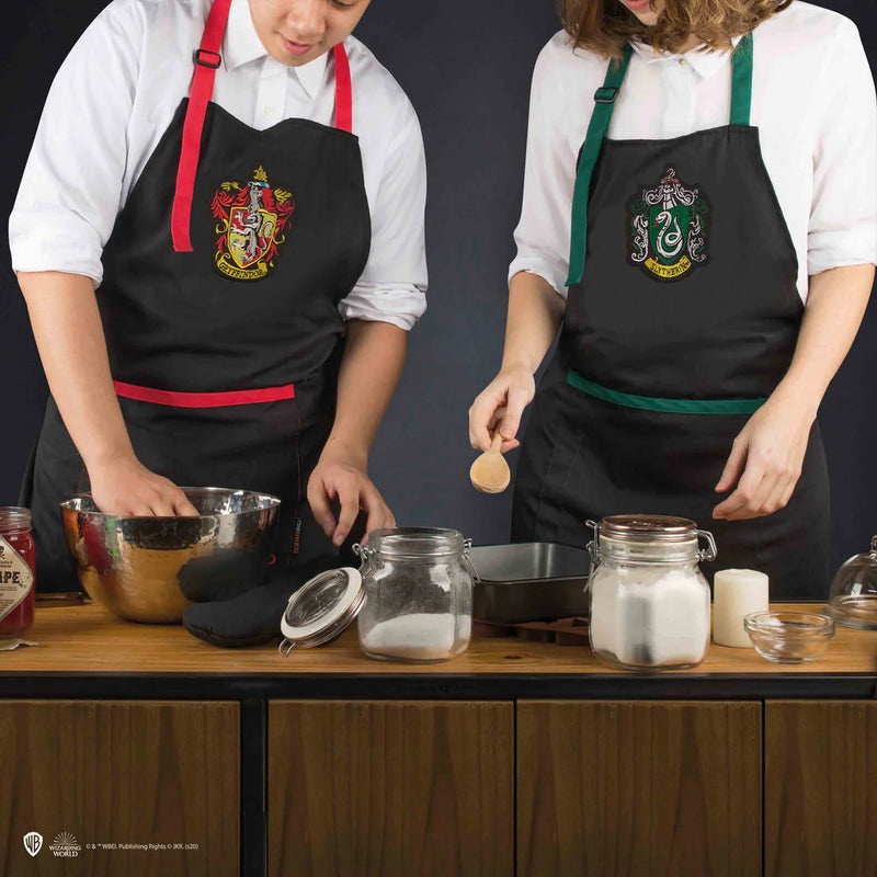 Harry Potter Gryffindor Kitchen Apron, side angle