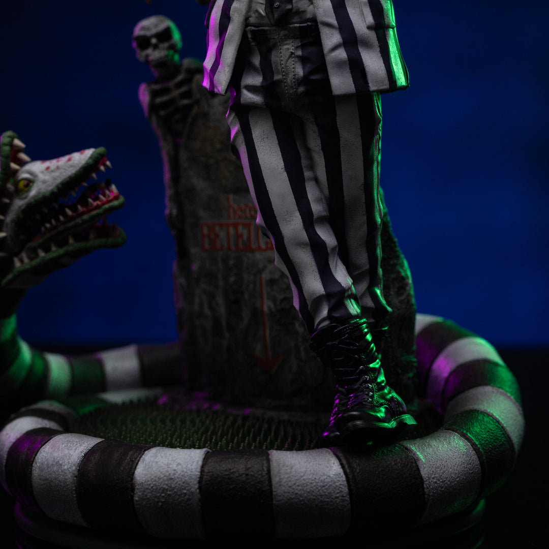 Iron Studios Beetlejuice Beetlejuice (2024) Beetlejuice 1/10 Deluxe Art Scale Limited Edition Statue