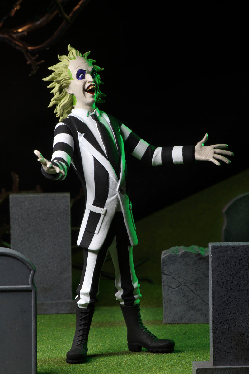 Beetlejuice (1988) Toony Terrors 6" Scale Action Figure side angle