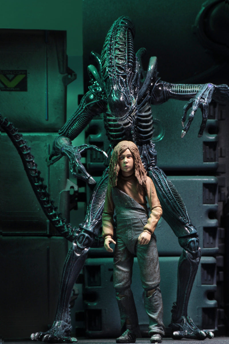 Aliens (1986) Warrior Blue and Brown Ultimate 7" Scale Action Figure Assortment alternate view