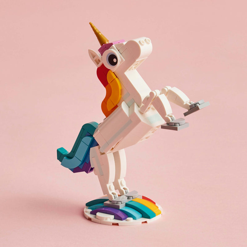 Lego Creator 3 in 1 31140 Magical Unicorn Playset for Ages 7 and Up, close-up detail