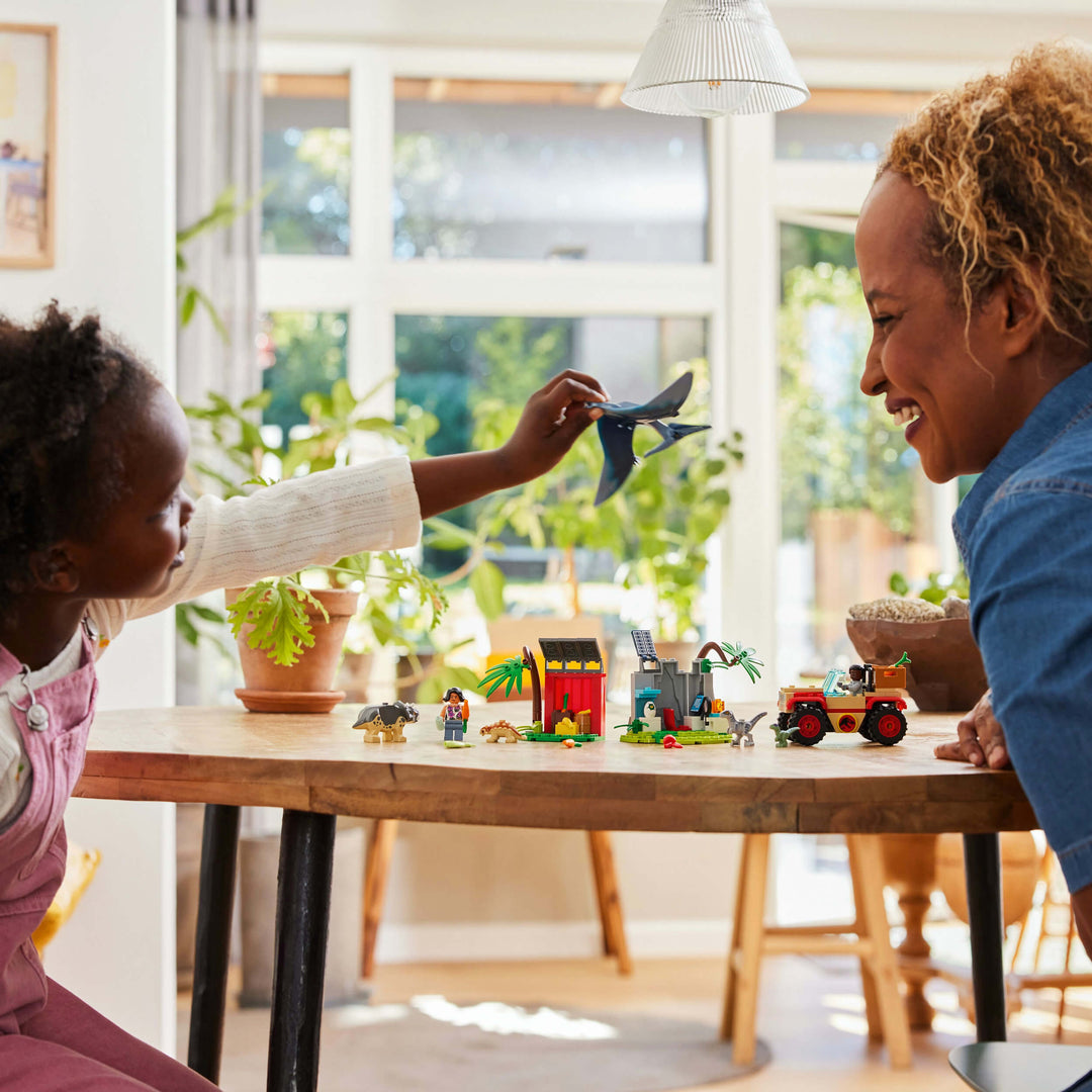 Lego Jurassic World 76963 Baby Dinosaur Rescue Center