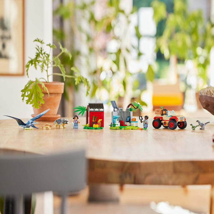 Lego Jurassic World 76963 Baby Dinosaur Rescue Center