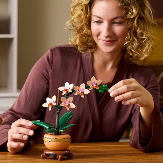 Lego Botanicals 10343 Mini Orchid Building Set for Adults Ages 18 & Up, alternate view