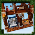 Lego Minecraft Movie 21272 Woodland Mansion Fighting Ring for Ages 10+, packaging shot
