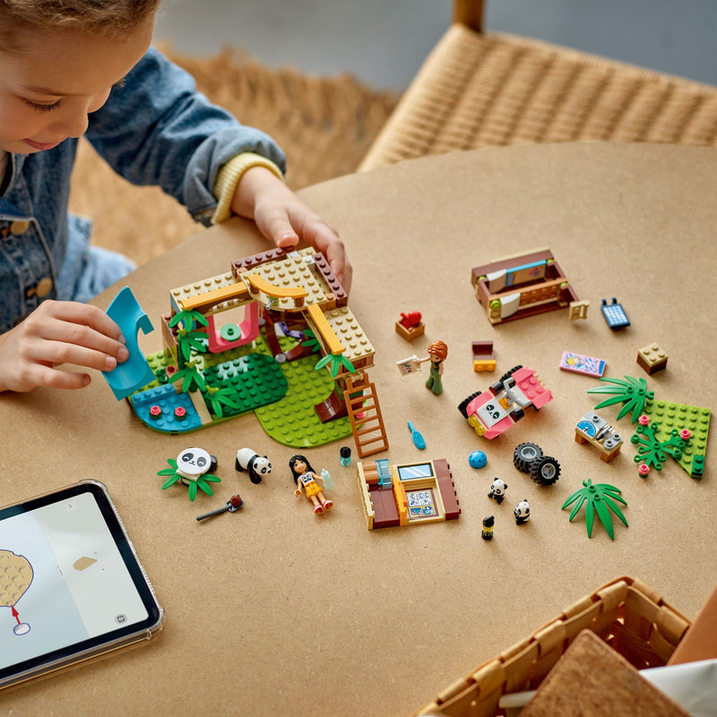 Lego Friends 42648 Panda Sanctuary Animal Care Set for Ages 7 and Up, close-up detail