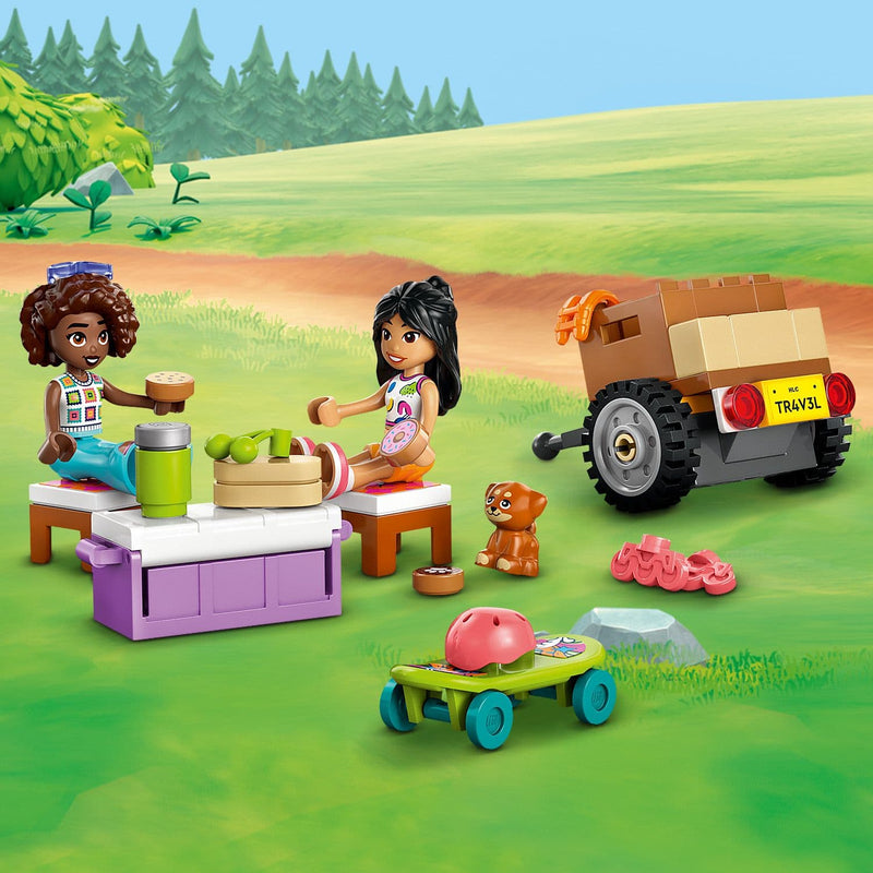 Lego Friends 42659 Friendship Road-Trip Travel Car for Ages 6 and Up, in display