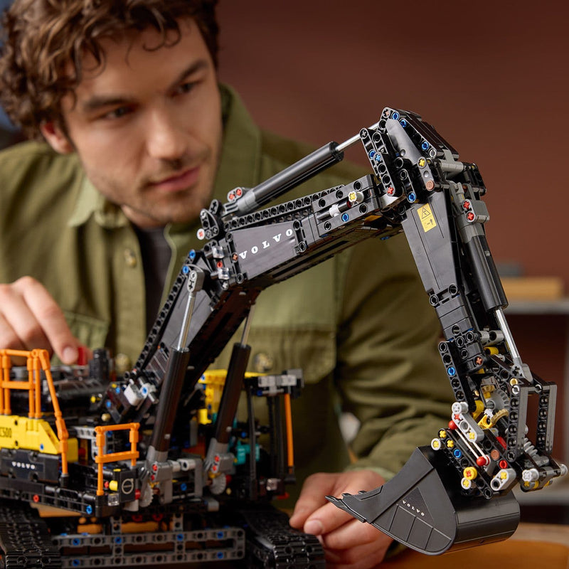 Lego Technic 42215 Volvo EC500 Hybrid Excavator for Adults Ages 18+, rear view