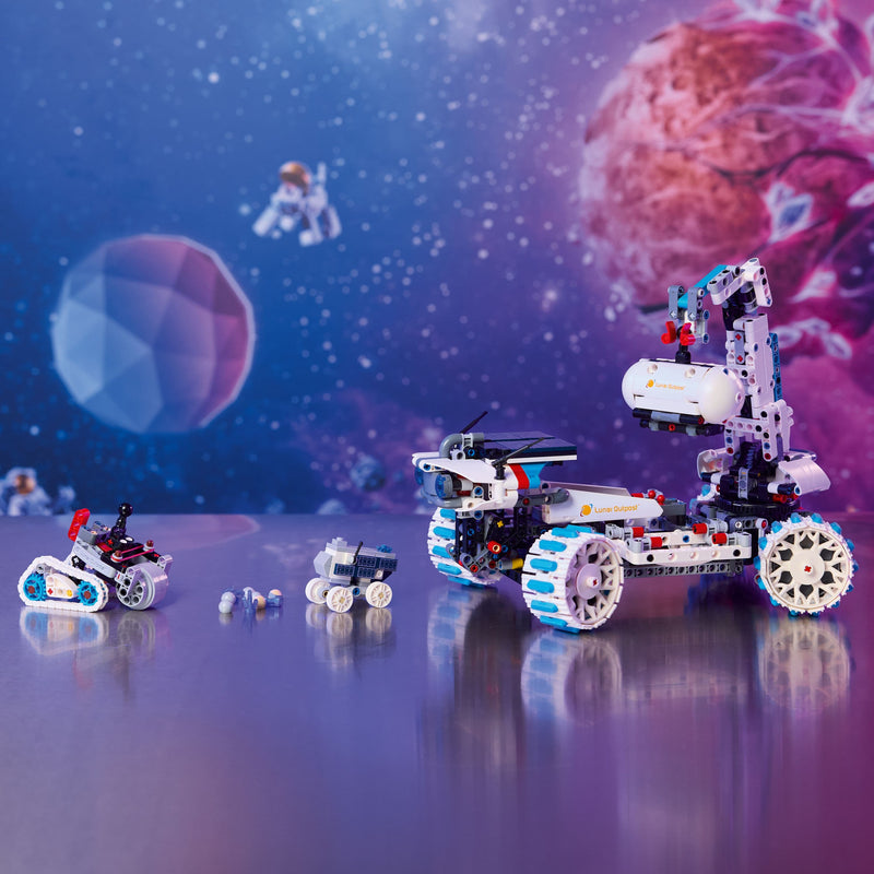 Lego Technic 42211 Lunar Outpost Moon Rover Space Vehicle for Ages 10+, close-up detail