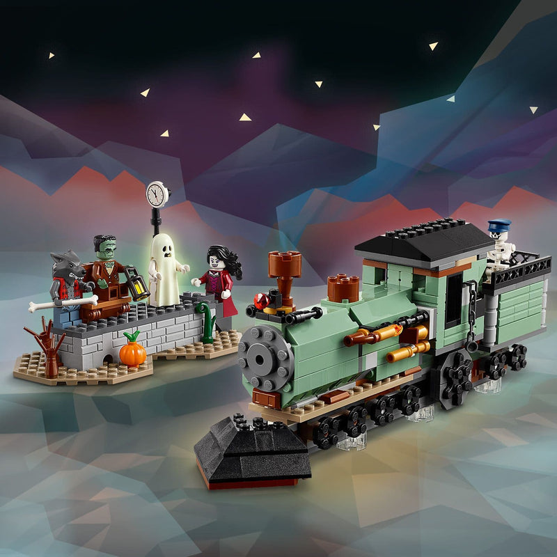 Lego Creator 3 in 1 31167 Haunted Mansion Rebuildable Set for Ages 9+, packaging shot