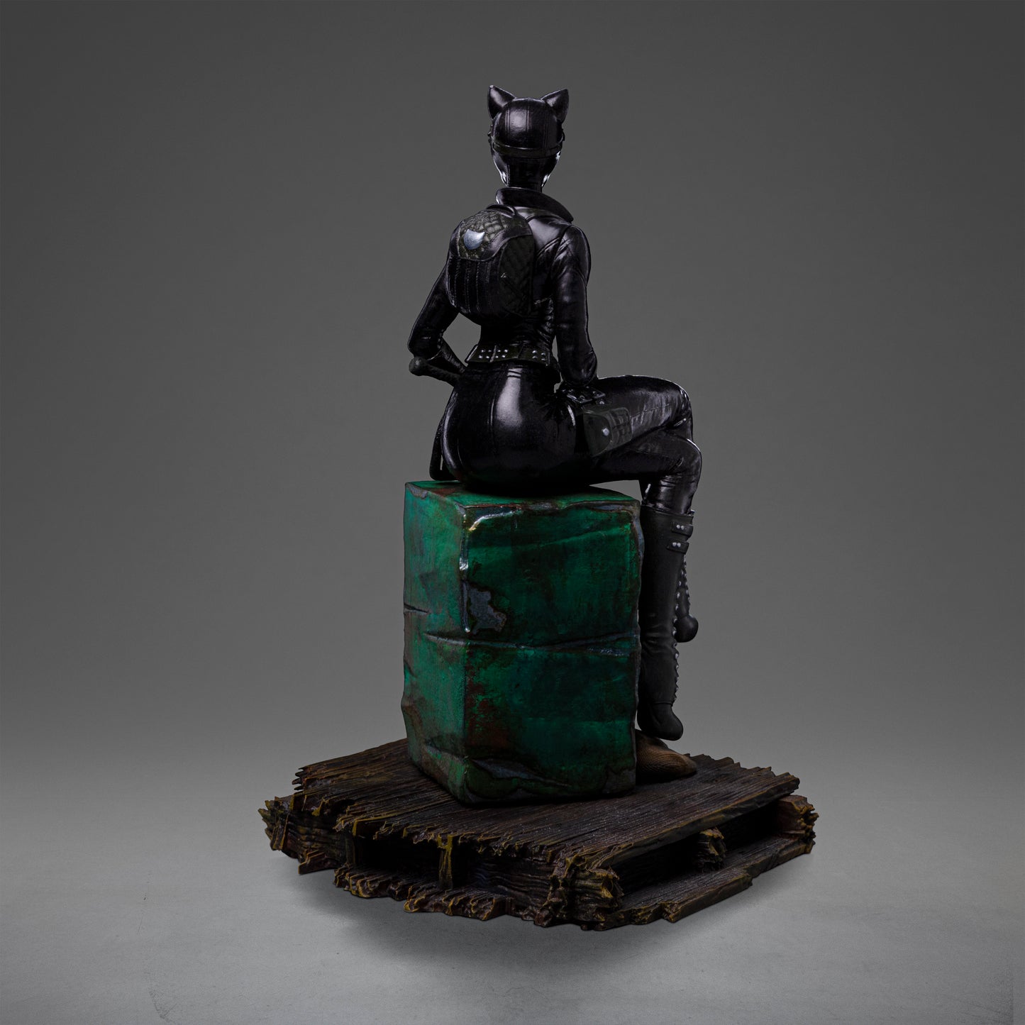 Iron Studios Gotham City Sirens Catwoman 1/10 Art Scale Limited Edition Statue
