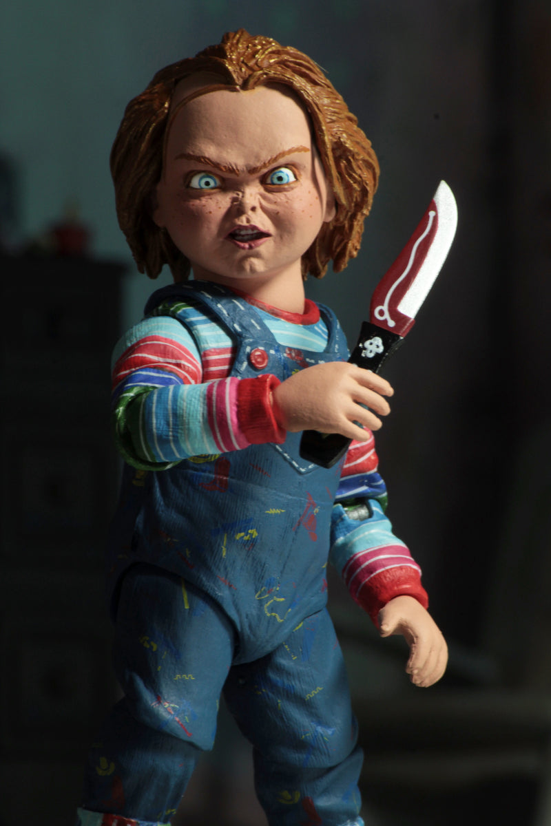 Child's Play Chucky Ultimate 7" Scale Action Figure side angle
