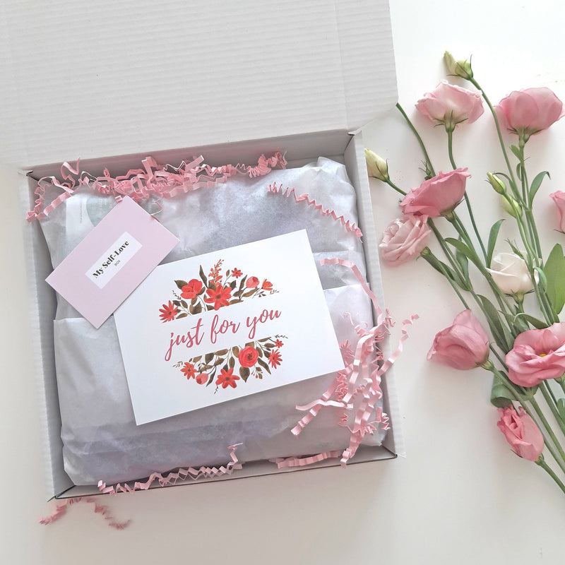 COSY TREATS BOX | SELF CARE COMFORT GIFT SET, side angle