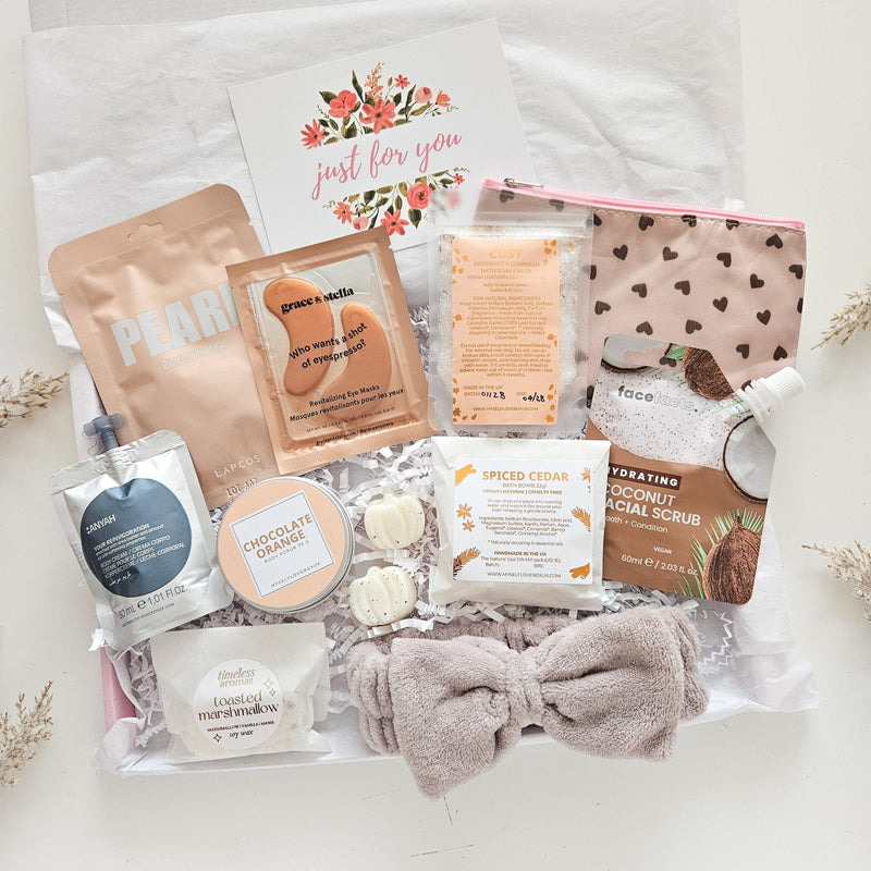 COSY AUTUMN NIGHT | PAMPER HAMPER collectible from MySelfLoveBox