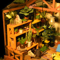 Cathy’s Flower House 3D Wooden Puzzle, packaging shot
