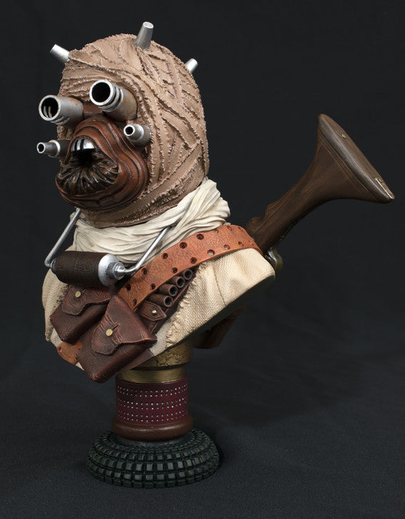 Star Wars A New Hope Legends in 3D Tusken Raider 1/2 Scale Limited Edition Bust