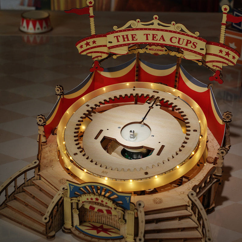 Tilt-A-Whirl, side angle