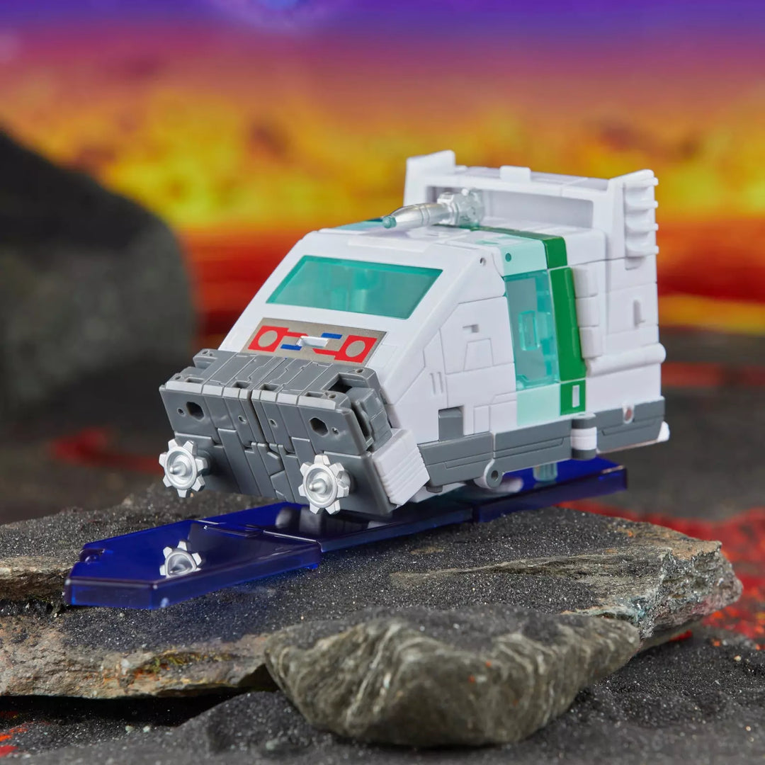 Transformers Legacy United Voyager Class Origin Wheeljack Action Figure