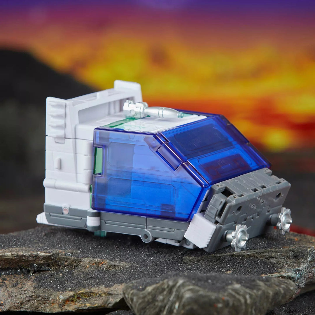 Transformers Legacy United Voyager Class Origin Wheeljack Action Figure