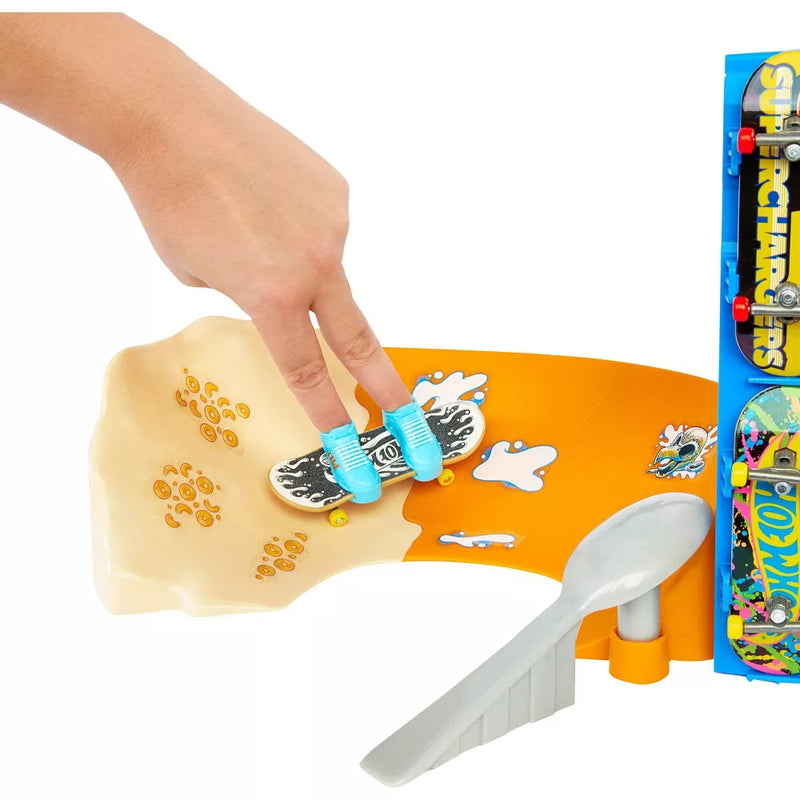 Hot Wheels Skate Tony Hawk Cereal Bowl Fingerboard Playset - Image 2