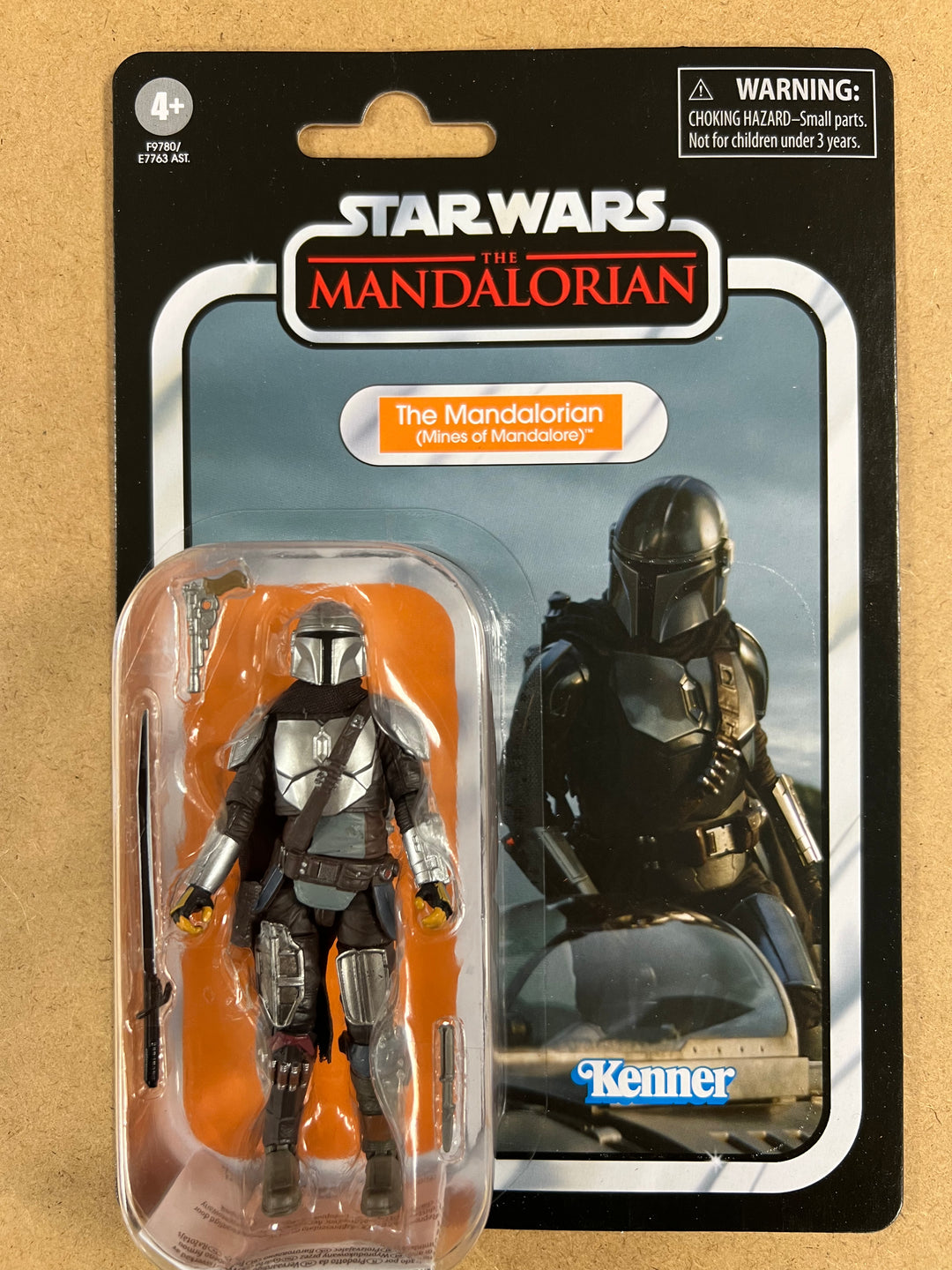 Star Wars The Vintage Collection The Mandalorian (Mines of Mandalore) Action Figure