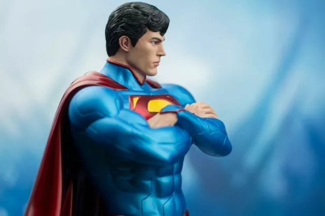 Ikon Collectables Superman - New 52 Superman 1:6th Scale Statue, side angle